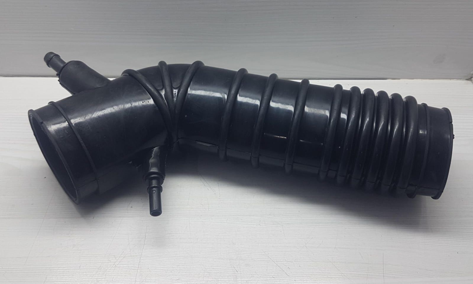 Hava Filtre Hortumu Elantra 1996-2001 Üst