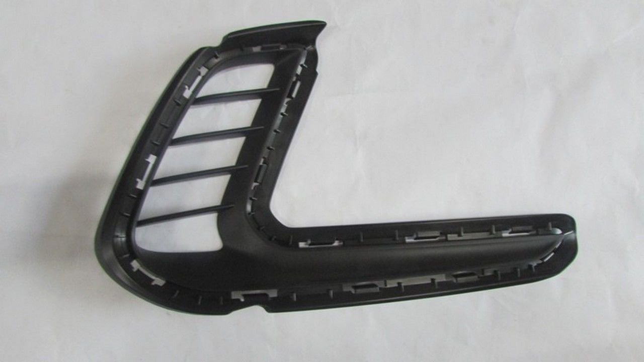 ELANTRA 2016- SİS FAR KAPAĞI ÖN SAĞ ( GÜNDÜZ FAR SİSLİ )