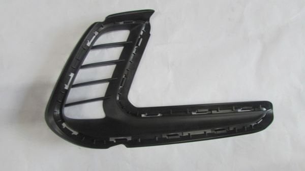 ELANTRA 2016- SİS FAR KAPAĞI ÖN SAĞ ( GÜNDÜZ FAR SİSLİ )