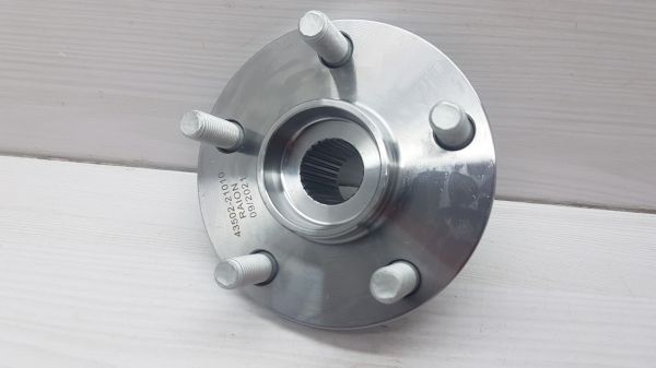 Porya Ön Avensis 03-06