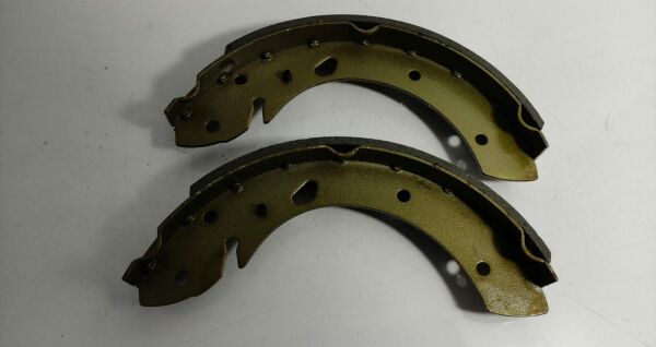 Balata Arka Avensis 97-02 Kampana