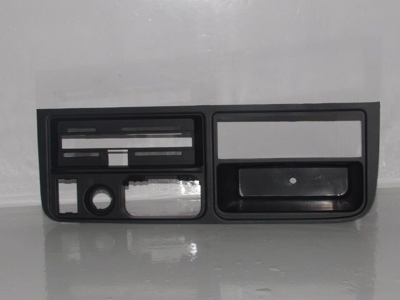 H 100 97-/ H100 KMY 97- RADYO TEYP PANELI