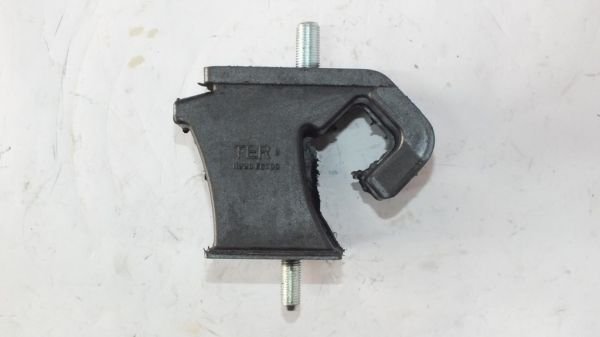 NAVARA 2006- MOTOR TAKOZU ÖN SAĞ