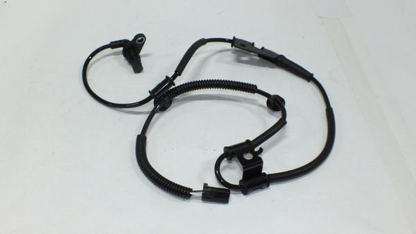 TUCSON 04-10 / SPORTAGE 04-10 ABS SENSÖRÜ ÖN SAĞ