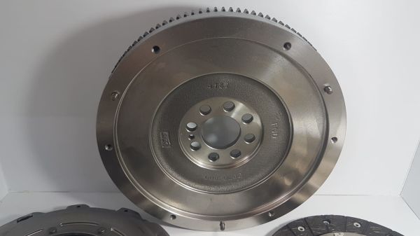 Debriyaj Seti Mazda 6 02-07 Sait Volantli Rulmanli