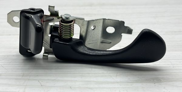 Kapi Kolu L200 iç Sol 99-01