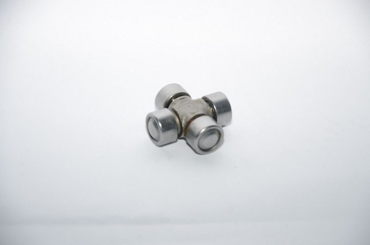 L 300 - ISUZU DİREKSİYON MAFSALI