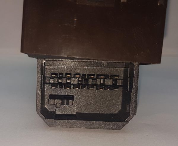 Cam Dügme Hilux 2006- Sol