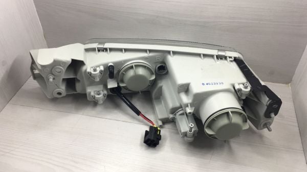 Far 626 Sağ 92-97 Manuel