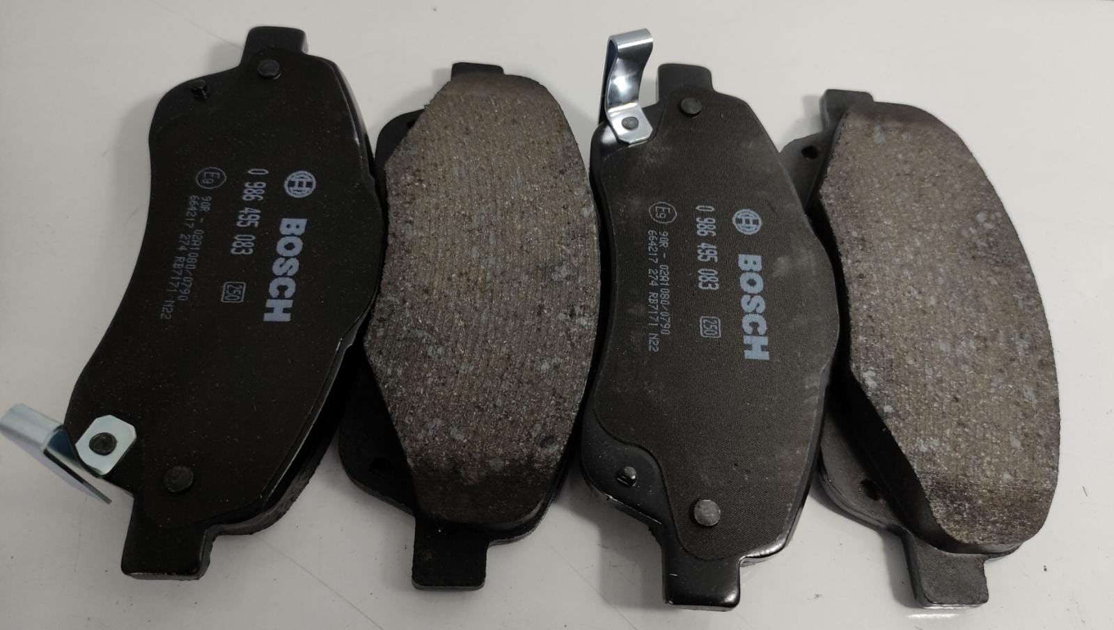 Balata Ön Avensis 03-08/Verso