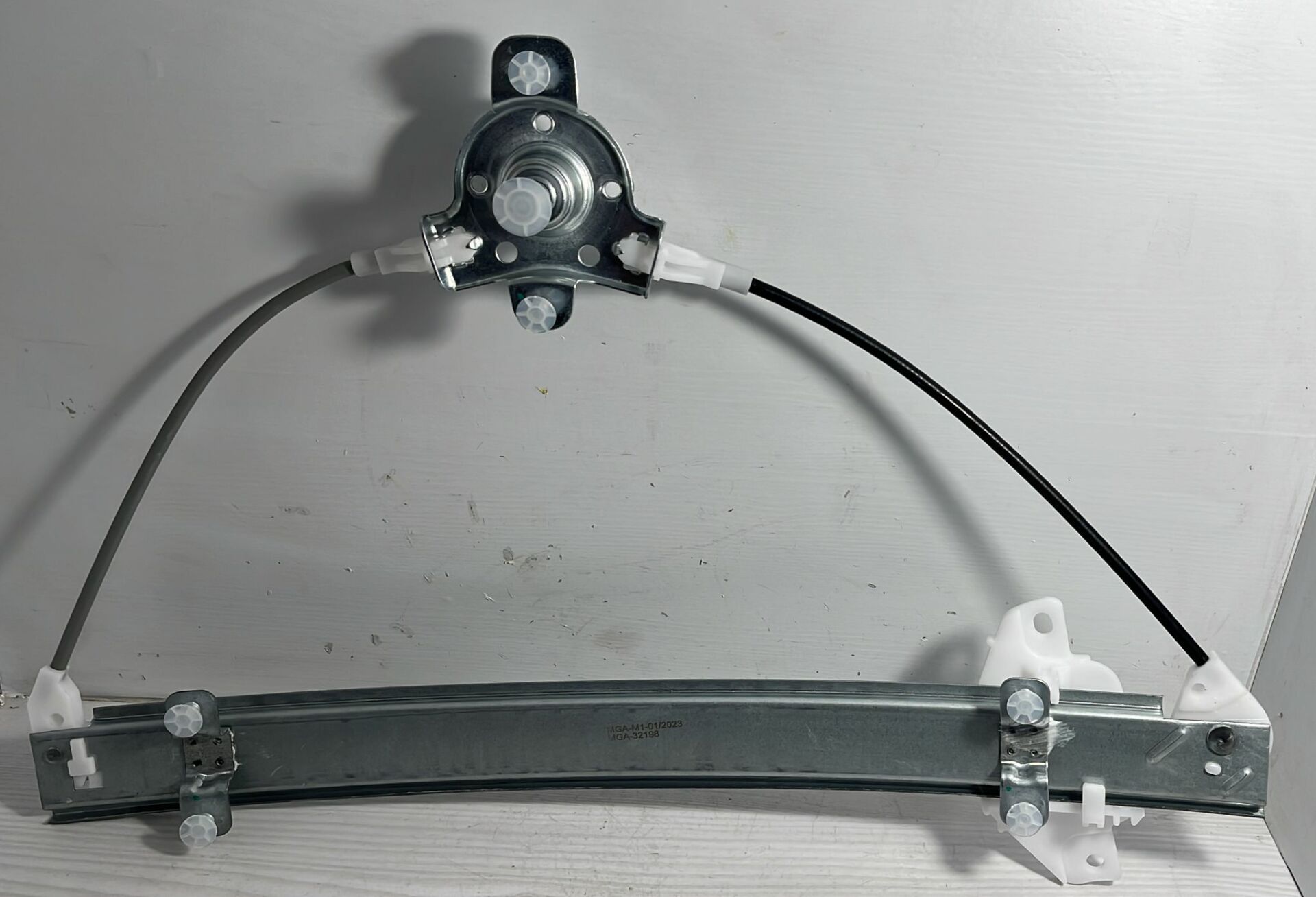 Cam Kriko Accent Sağ Ön 95-00 Manuel