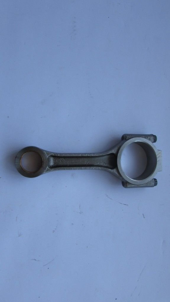 T4 2,4 TRANSPORTER PİSTON KOLU