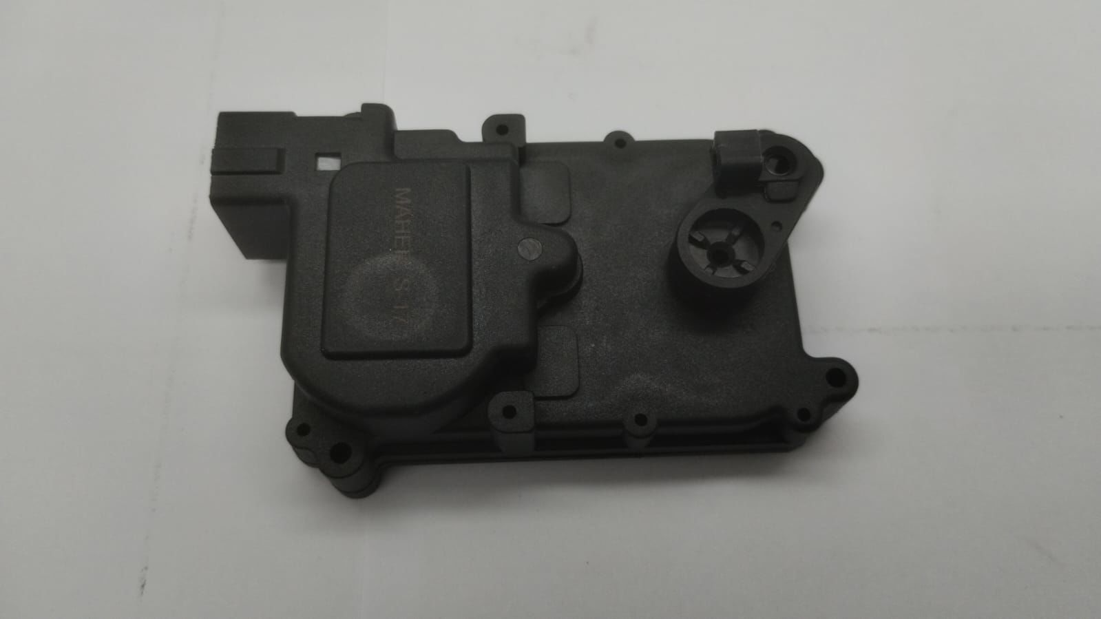 Kilit Motoru Accent 00-06 Sağ Ön 4 Fisli