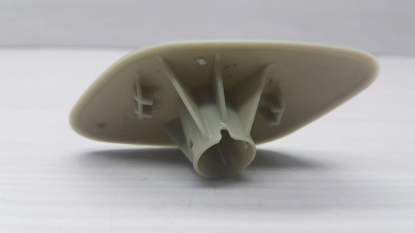 Far Yikama kapağı Avensis Sağ 2003-2005