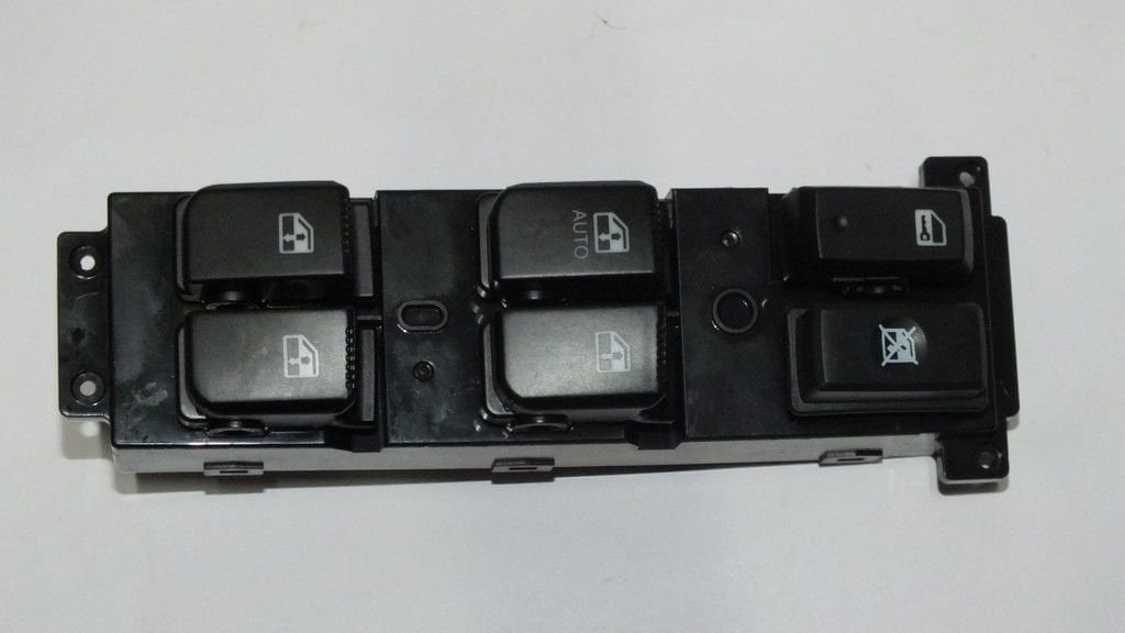 SANTA FE 2006-2009 CAM KALDIRMA DÜĞMESİ ÖN SOL