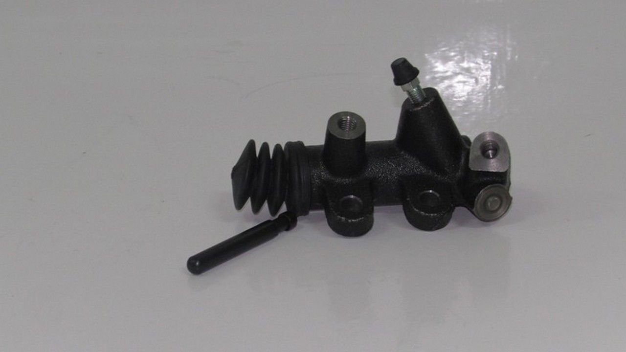 COROLLA 1,4  D4-D 2007- DEBRİYAJ MERKEZ ALT