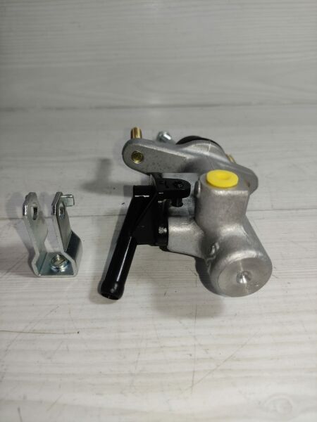 Yaris 1.0 üst merkez  99-05