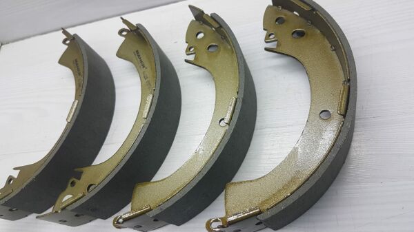 BALATA ARKA fren mıtsubıshı L300/L200