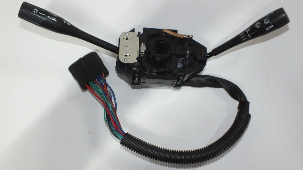 L300 YM FAR - SİNYAL + SİLECEK KOLU KOMPLE ( 15 PİN )