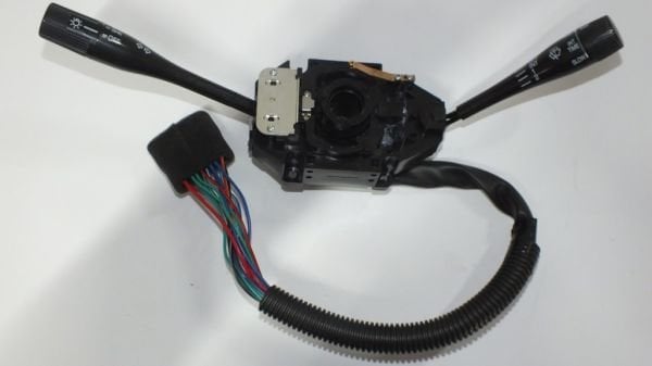 L300 YM FAR - SİNYAL + SİLECEK KOLU KOMPLE ( 15 PİN )