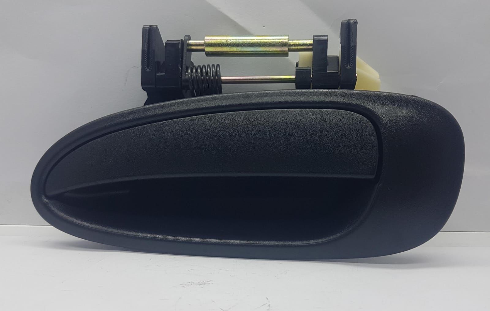 Kapı Kolu Avensis Arka DIŞ Sol 1997-2001