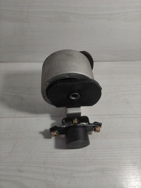 Motor Takozu Accent 00-Sağ 1,5