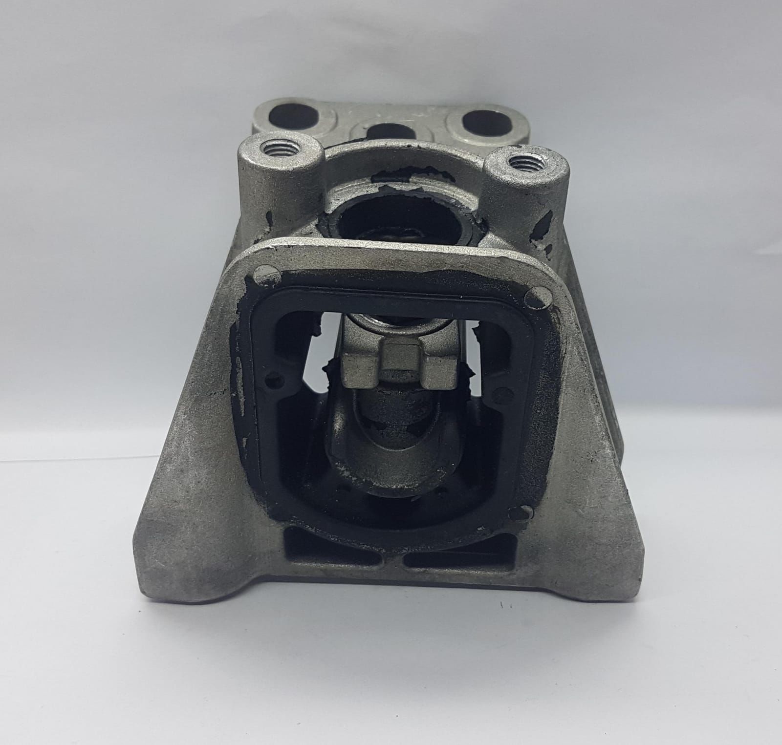 MOTOR TAKOZU CIVIC 2006- SOL SANZIMAN kulağı