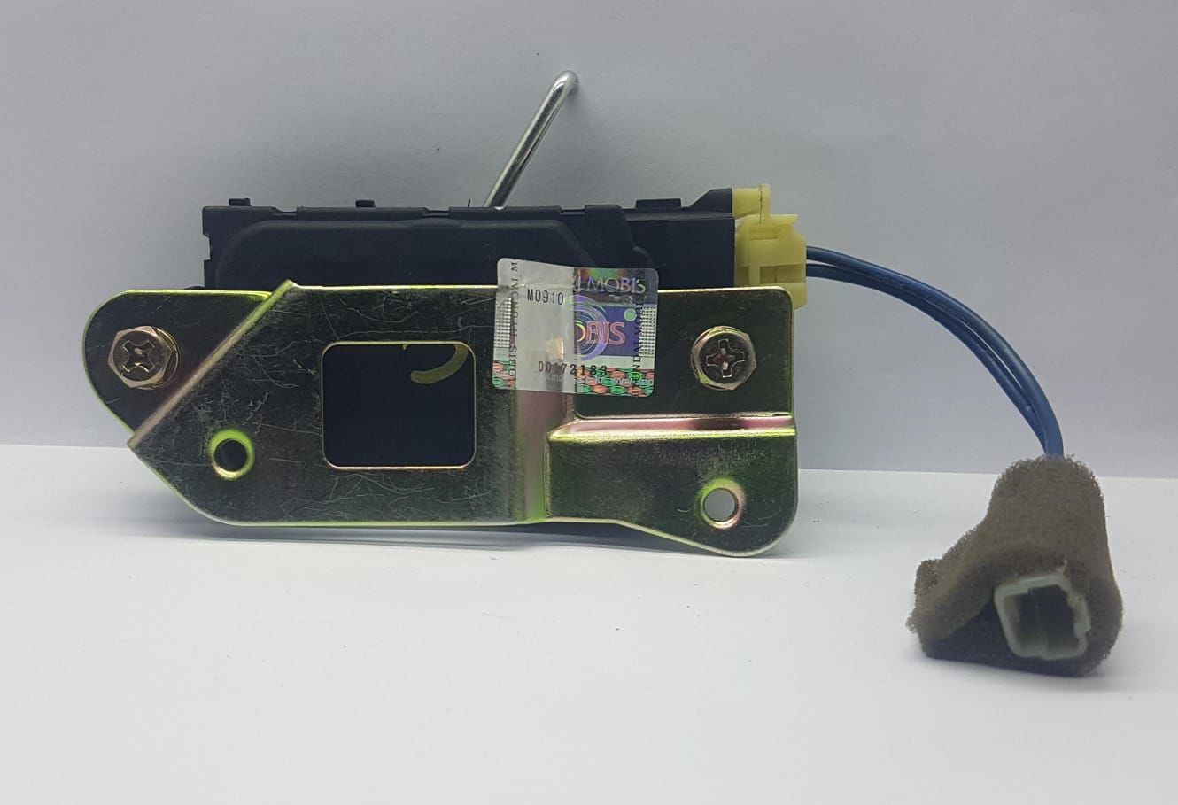 Bagaj Kilit Motoru H100