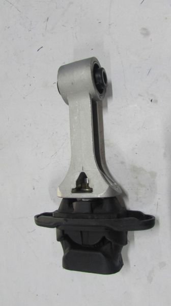 İ20 2015-2018 BENZİNLİ- DİZEL MOTOR TAKOZU ARKA