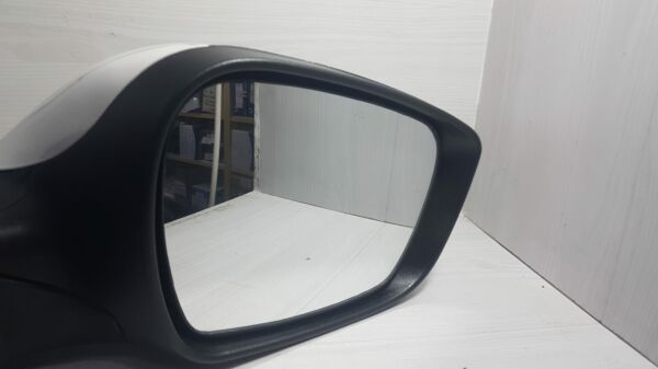 Ayna Blue Sağ elektrikli 5 Fisli (3 Fisli ile Ayni)