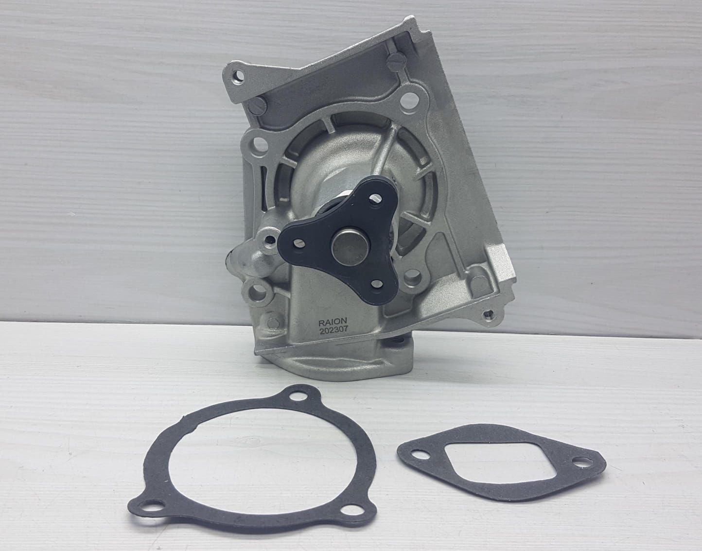 Devirdaim 323 1990-1995/ Capital/Rio/Pride SU POMPASI