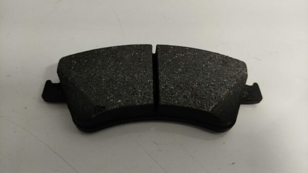 Balata Ön Avensis 09-/Verso 09-