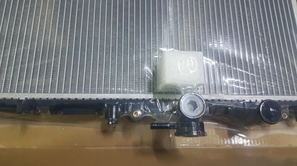 RADYATÖR 626 1988-1992 A/T