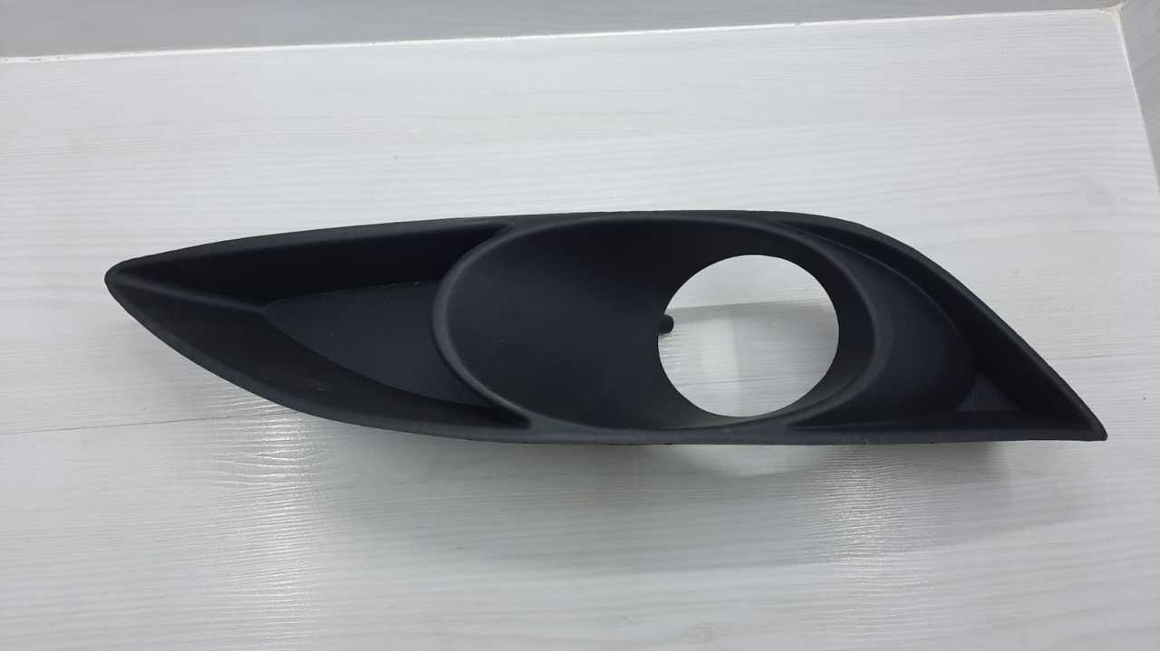 Sis kapağı Auris Sağ 07-09 Sisli