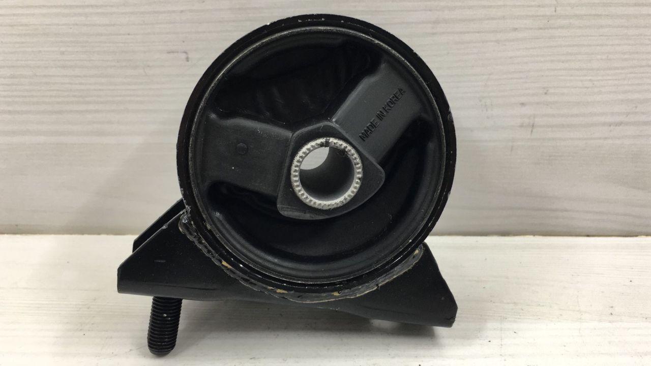 Motor Takozu Elantra 96-00 Ön