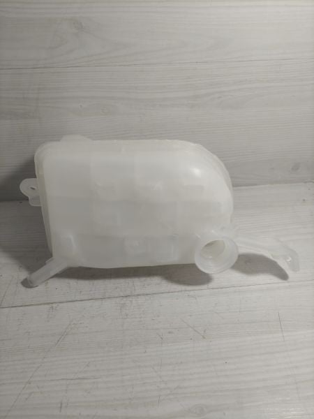 Corolla radyatör yedek su depo dizel 07-16