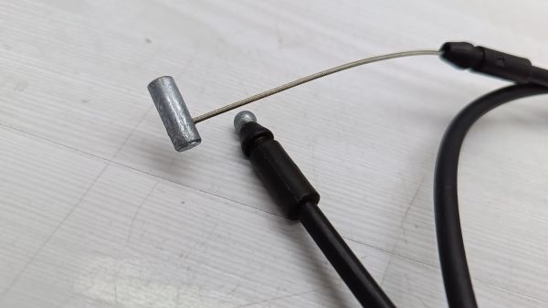 Kaput Açma Teli Cerato Arka