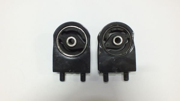 626 98-02 OTOM. MOTOR TAKOZU ÖN