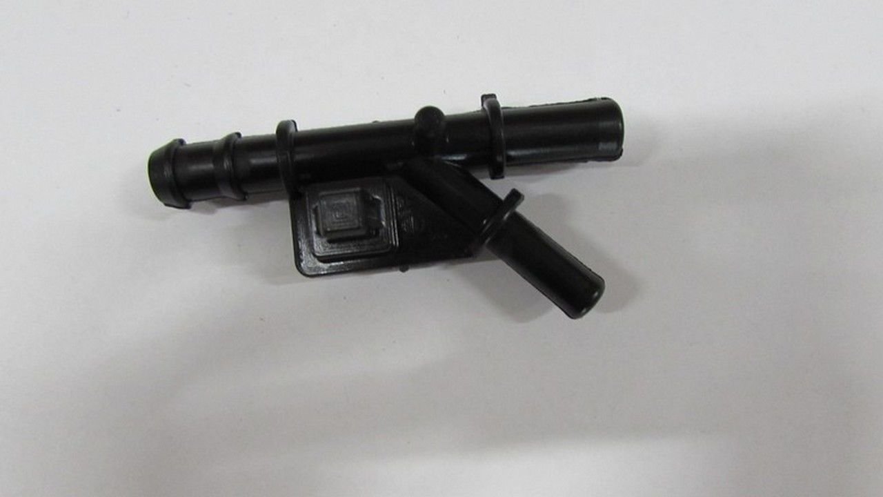 COROLLA 2007-2016 YEDEK SU DEPO BİRLEŞTİRİCİ HORTUMU