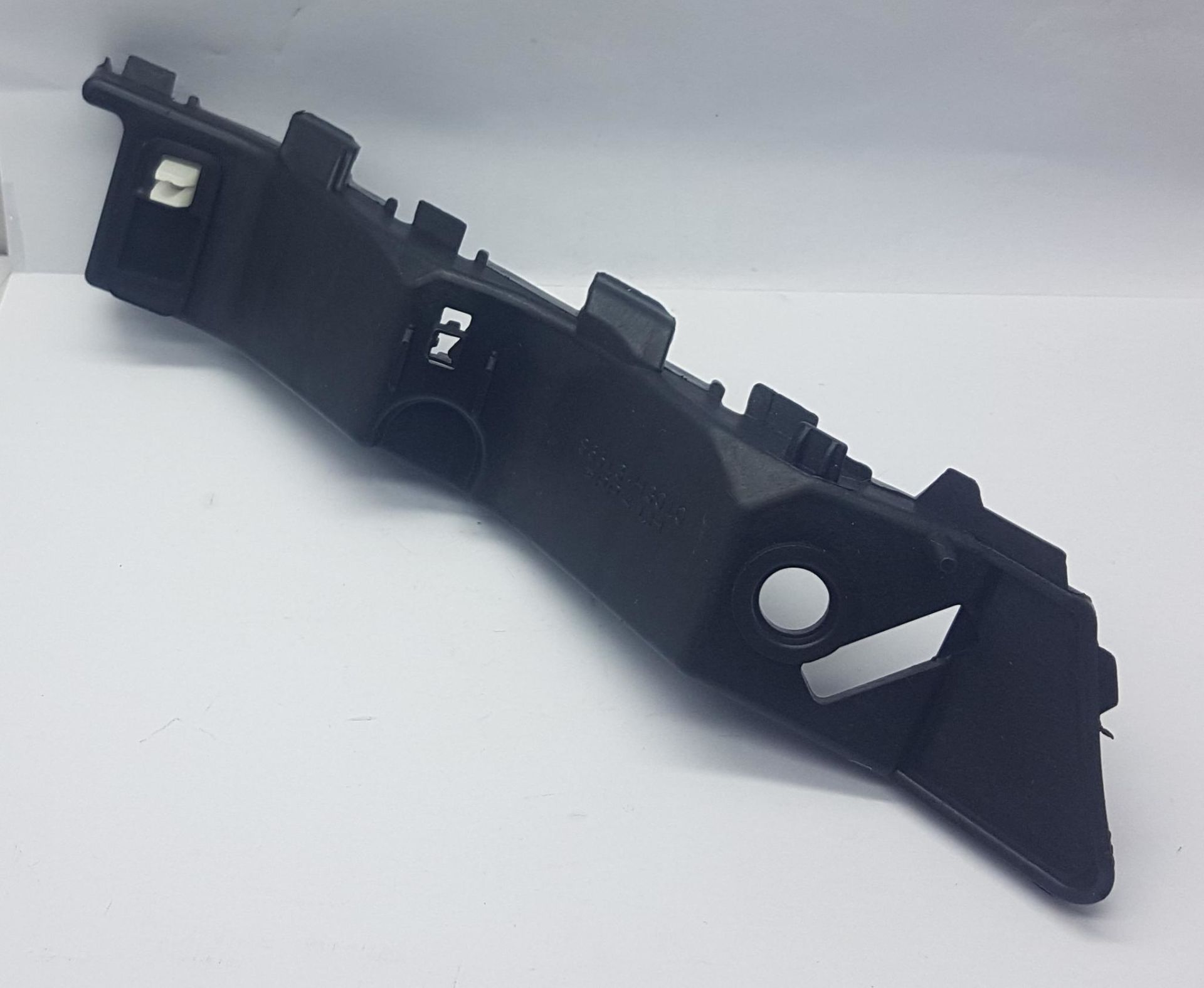 Tampon Braketi Ön Sportage 2016-2018 Sol Yan