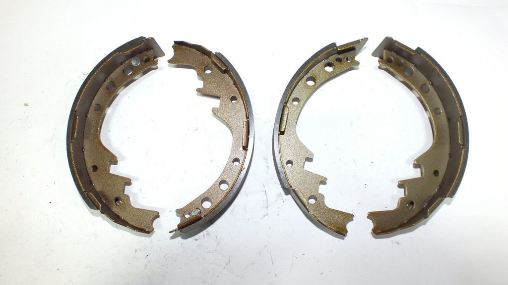 HI-LUX 85-99 / HIACE 84-89 FREN BALATASI ARKA PABUÇLU