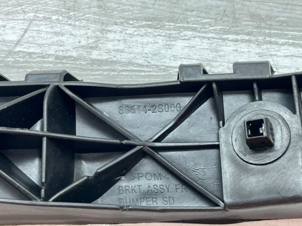 Tampon Braketi Ön ix35 09-15 Sağ