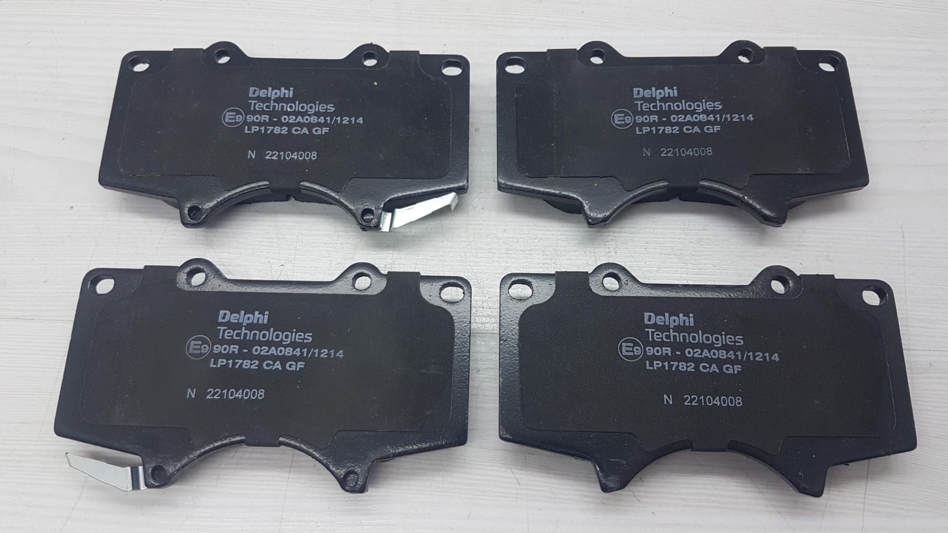 BALATA ÖN HILUX 15-