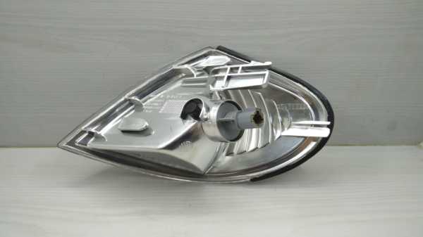 Sinyal Almera 01-03 Sağ