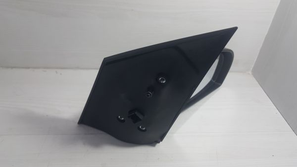 getz ayna elektrikli 3 fişli sağ