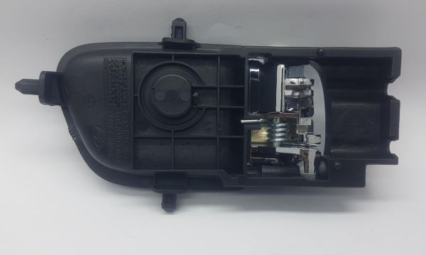 Kapi Kolu i20 Ön/Arka iç Sol 09-Nikelaj Kulp Nikelaj Buton