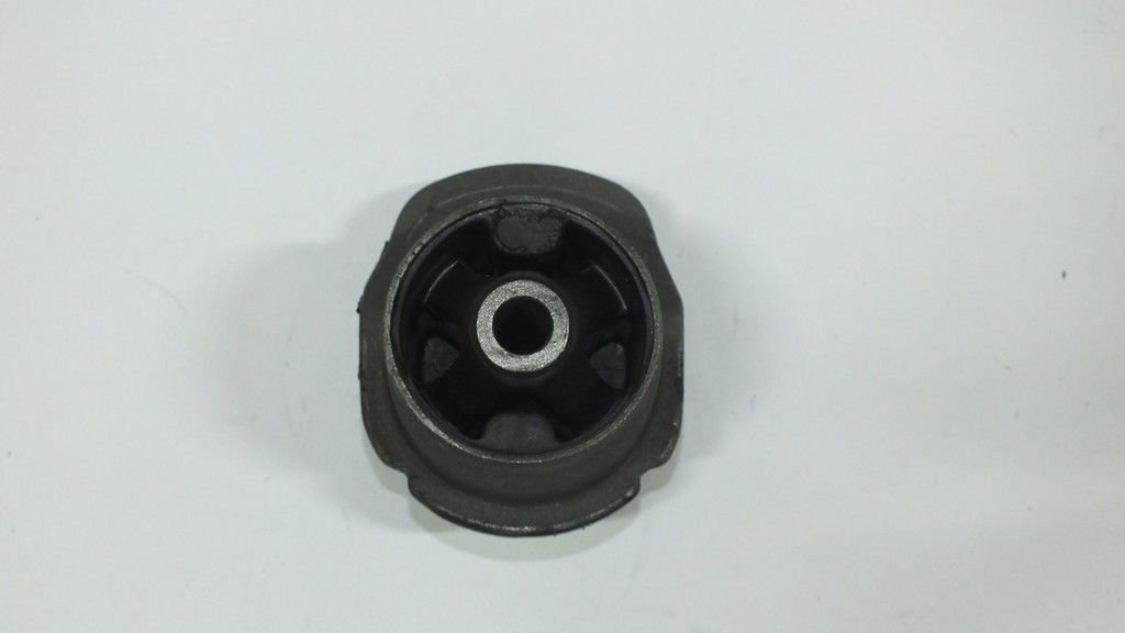 COROLLA 2002-2006 TRAVERS BURCU ARKA SAĞ-SOL (DİNGİL)