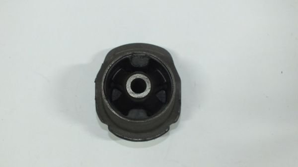 COROLLA 2002-2006 TRAVERS BURCU ARKA SAĞ-SOL (DİNGİL)