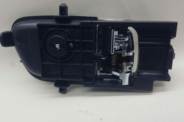 Kapi Kolu i20 Ön/Arka iç Sol 09-Nikelaj Kulp Nikelaj Buton