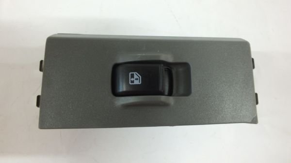 CANTER 659 / 635 / 539 CAM AÇMA DÜĞMESİ SAĞ TEKLİ